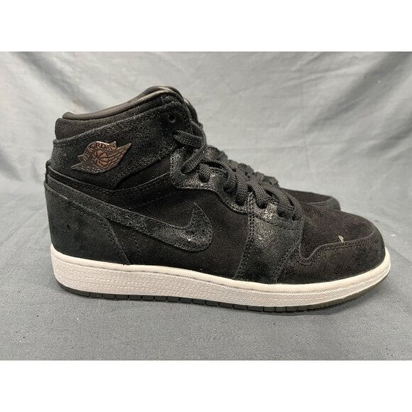 Nike Boys Jordan 1 Retro High (GS) 2016 Heiress Black Suede Size 4 NEW NO BOX! - Picture 9 of 11
